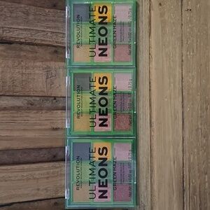 (3) Makeup Revolution Beauty Ultimate Neons 9 Eyeshadow Palette - Green Haze